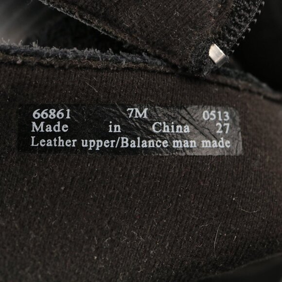 Clarks Women's Pause Camelia Boot Size 7 Chelsea Black Suede Block Heel Comfy - Picture 12 of 13